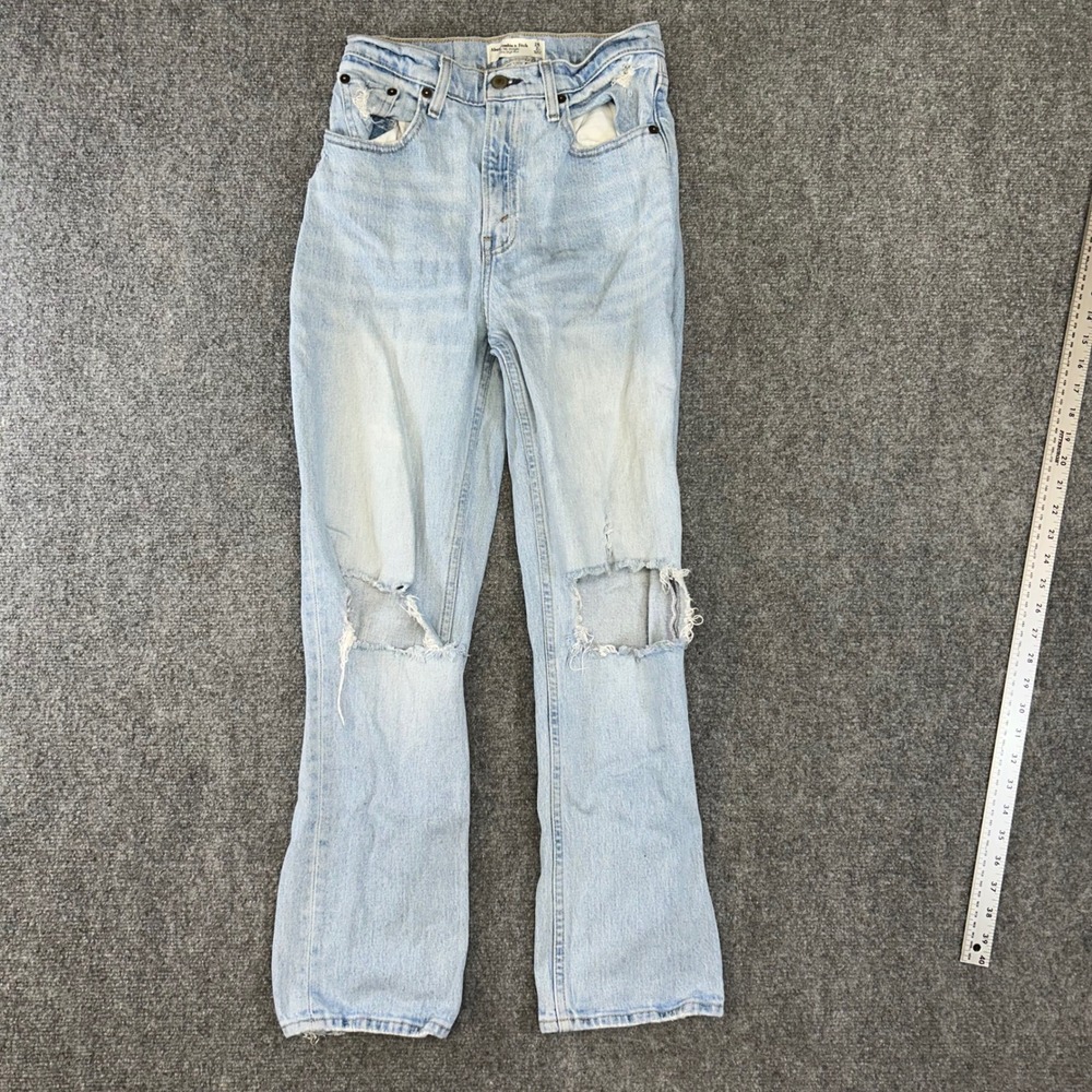 Abercrombie & Fitch Curve Love Ultra High Rise 90s Straight Distressed  26/2